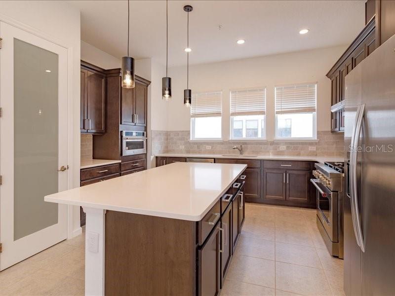 BRIX/THE PACKING DISTRICT - Residential Lease