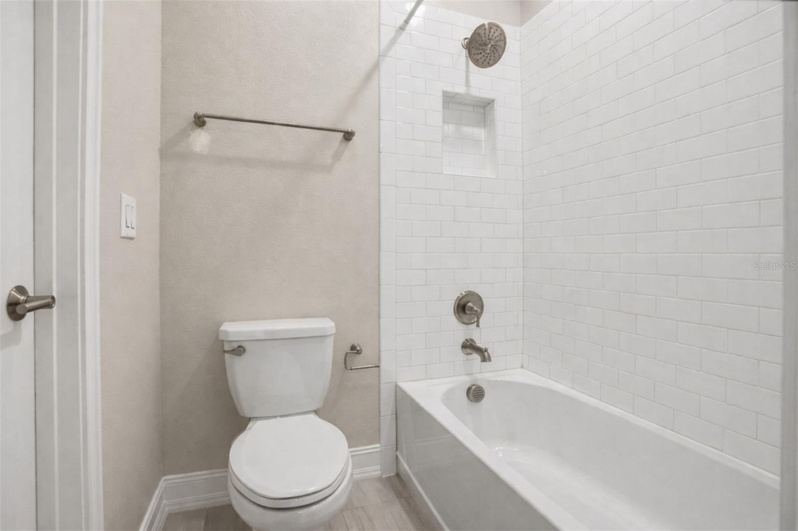 ESTANCIA PH 4 - Residential