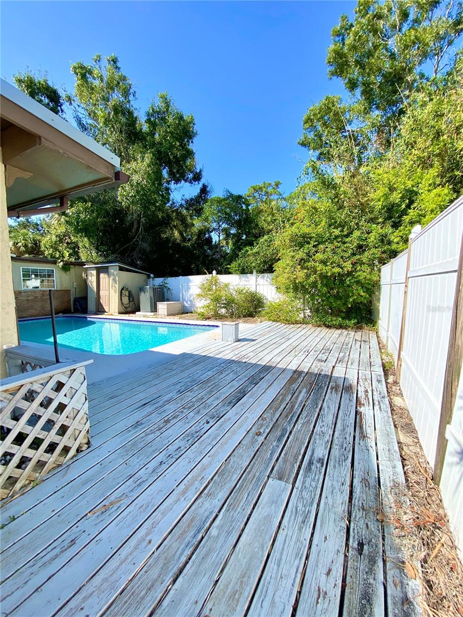 BRENTWOOD ESTATES - Residential