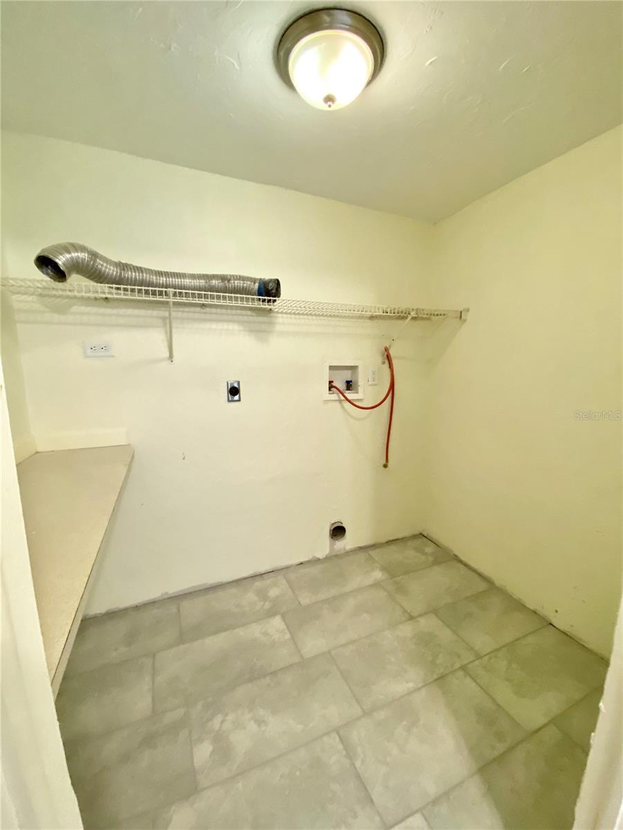 BRENTWOOD ESTATES - Residential