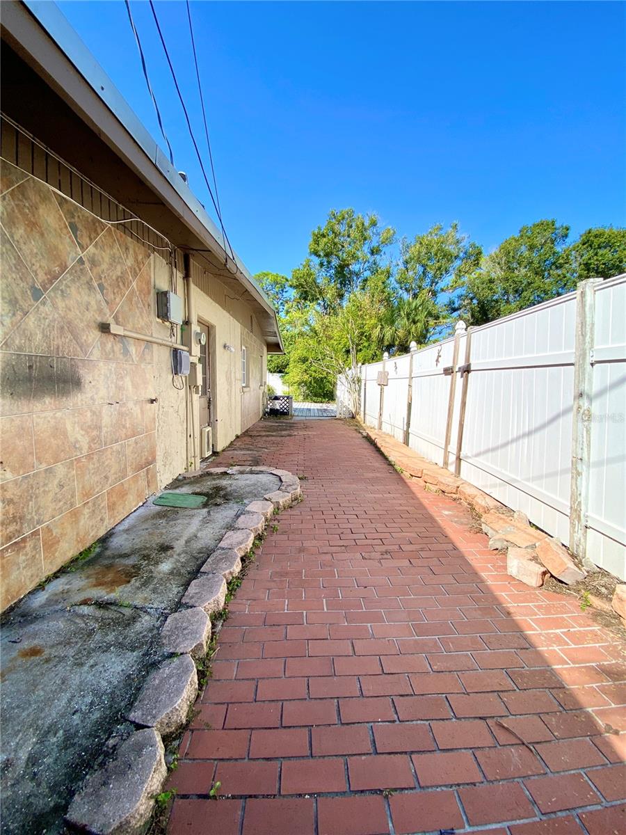 BRENTWOOD ESTATES - Residential