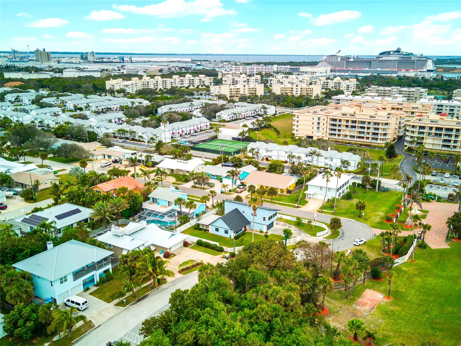 HARBOR HEIGHTS - Residential