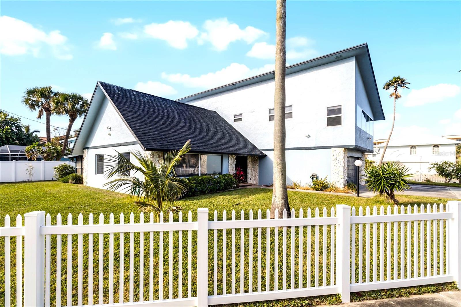 397 HARBOR DRIVE