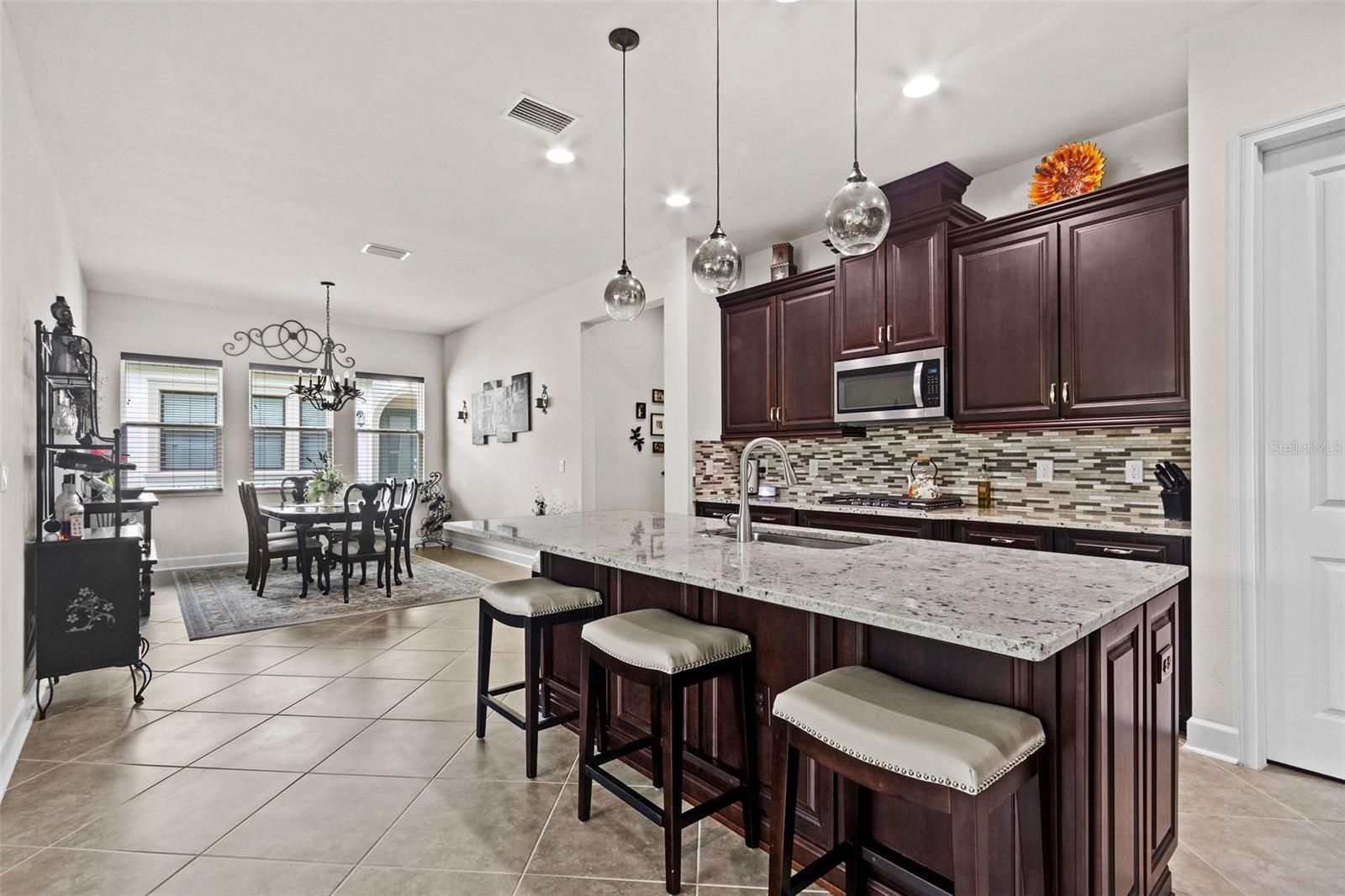 4195 BARLETTA COURT