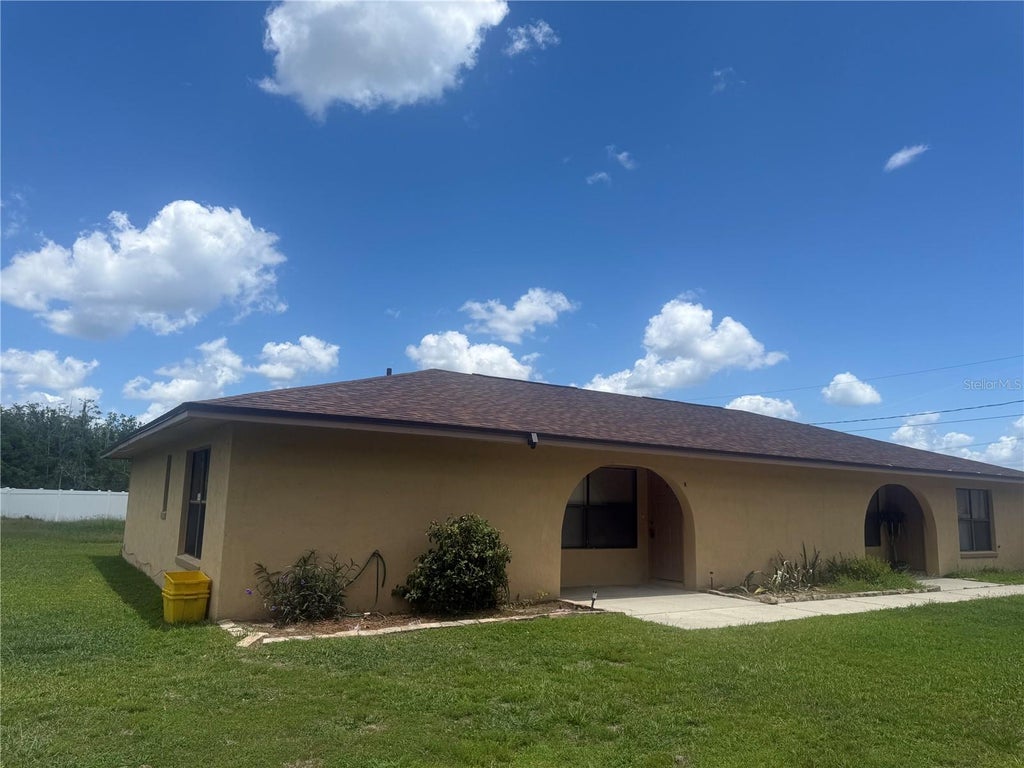 Photo of 627 Bittern Court #B, Kissimmee, FL 34759 (MLS # S5151564)