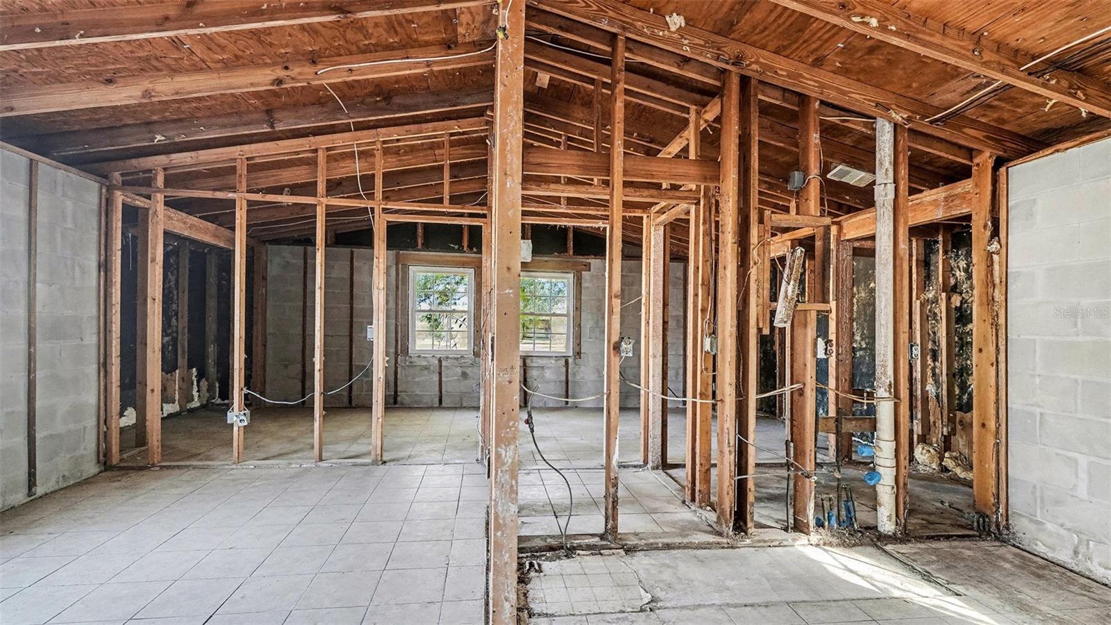 DEXTER PARK VILLAS UNREC SUB - Residential