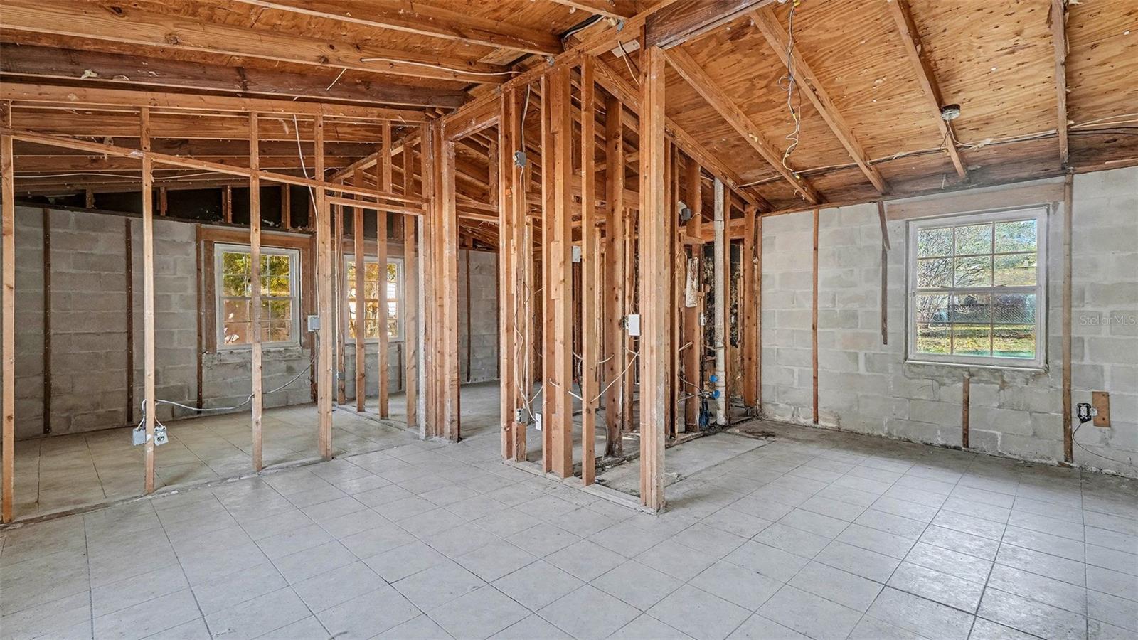 DEXTER PARK VILLAS UNREC SUB - Residential