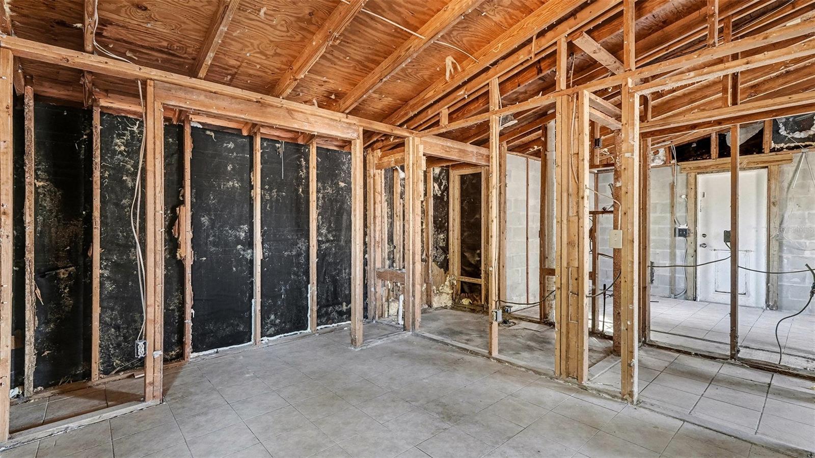 DEXTER PARK VILLAS UNREC SUB - Residential