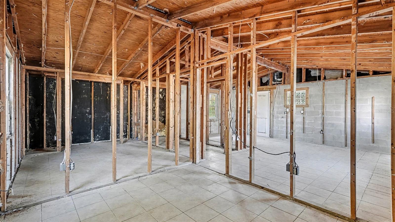 DEXTER PARK VILLAS UNREC SUB - Residential