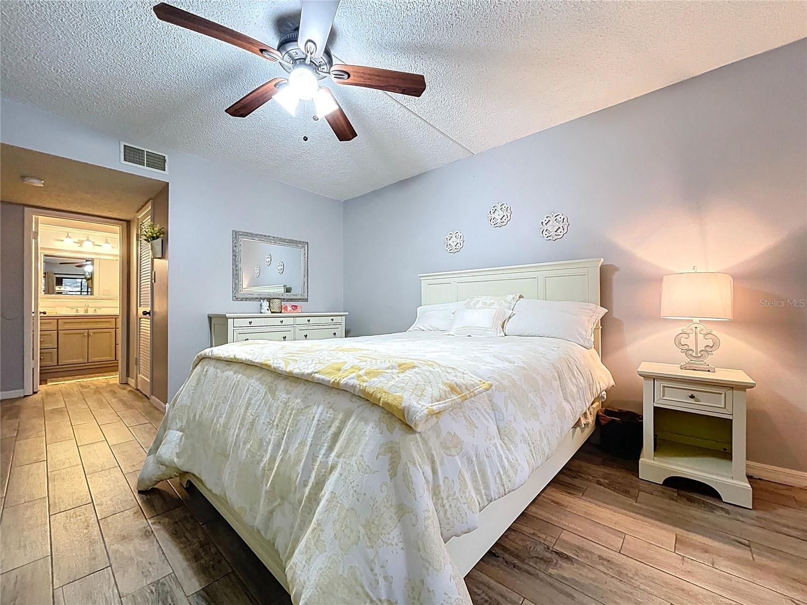 INVERNESS CONDO - Residential