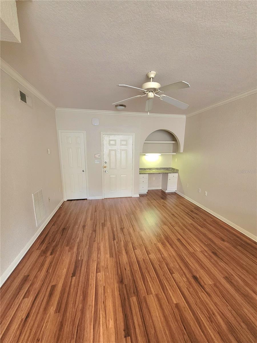 911 N ORANGE AVENUE 440