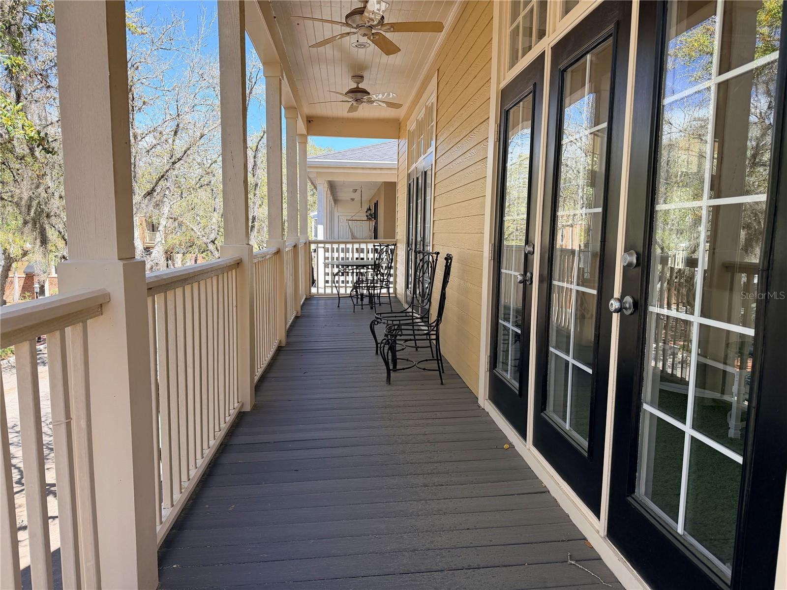 HP/VILLAGE CENTER 29 - Residential Lease