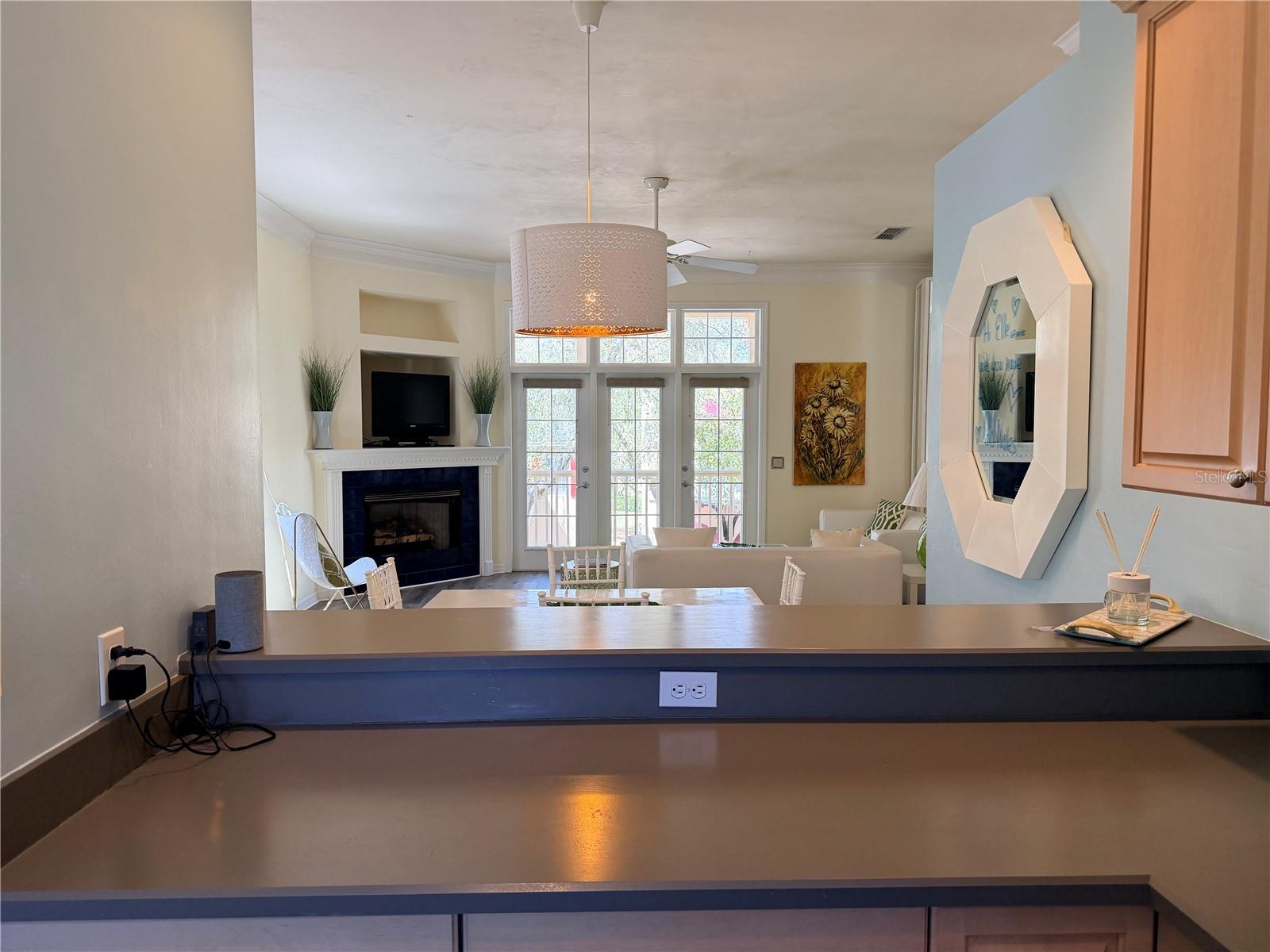 HP/VILLAGE CENTER 29 - Residential Lease