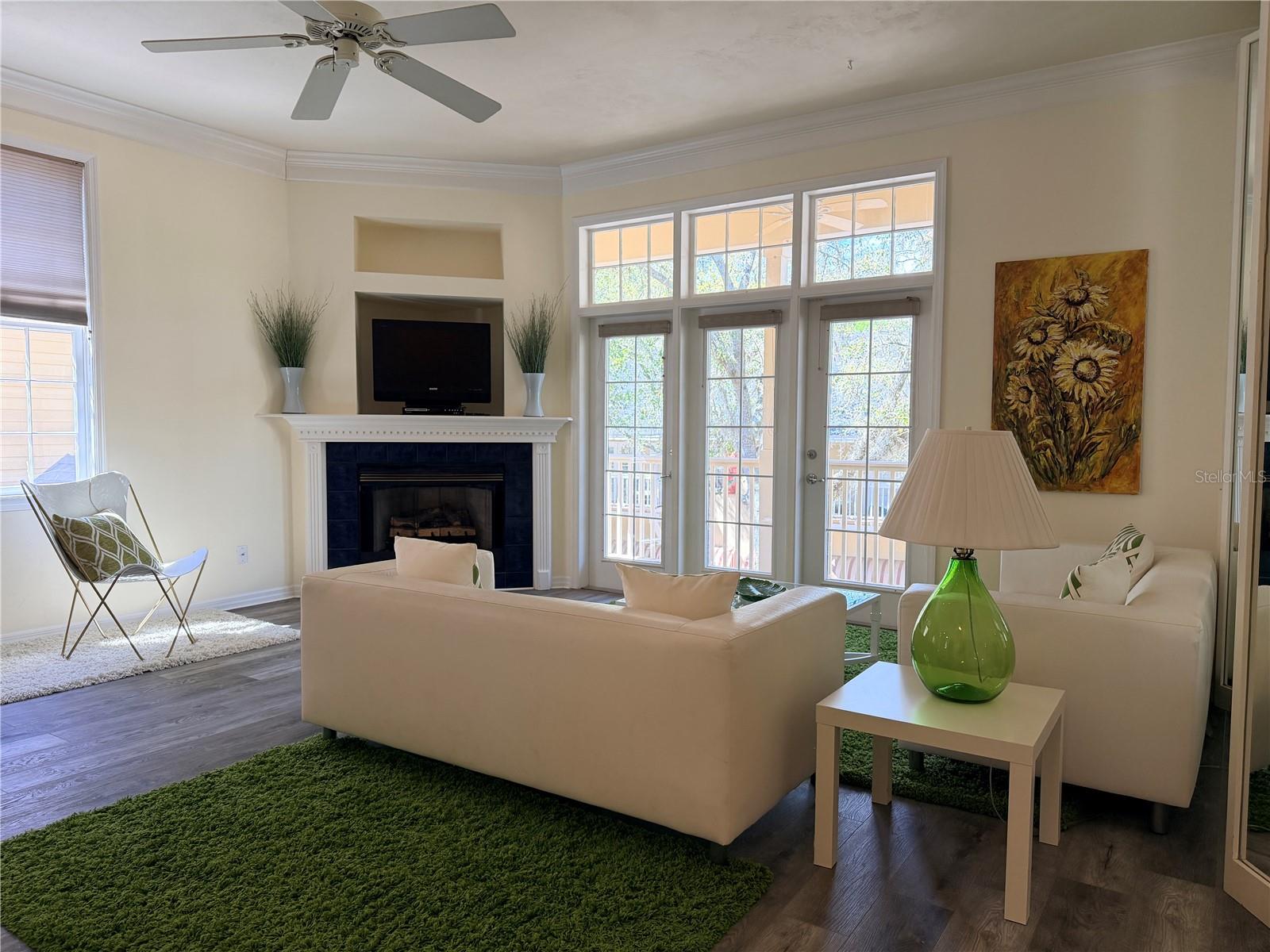 HP/VILLAGE CENTER 29 - Residential Lease