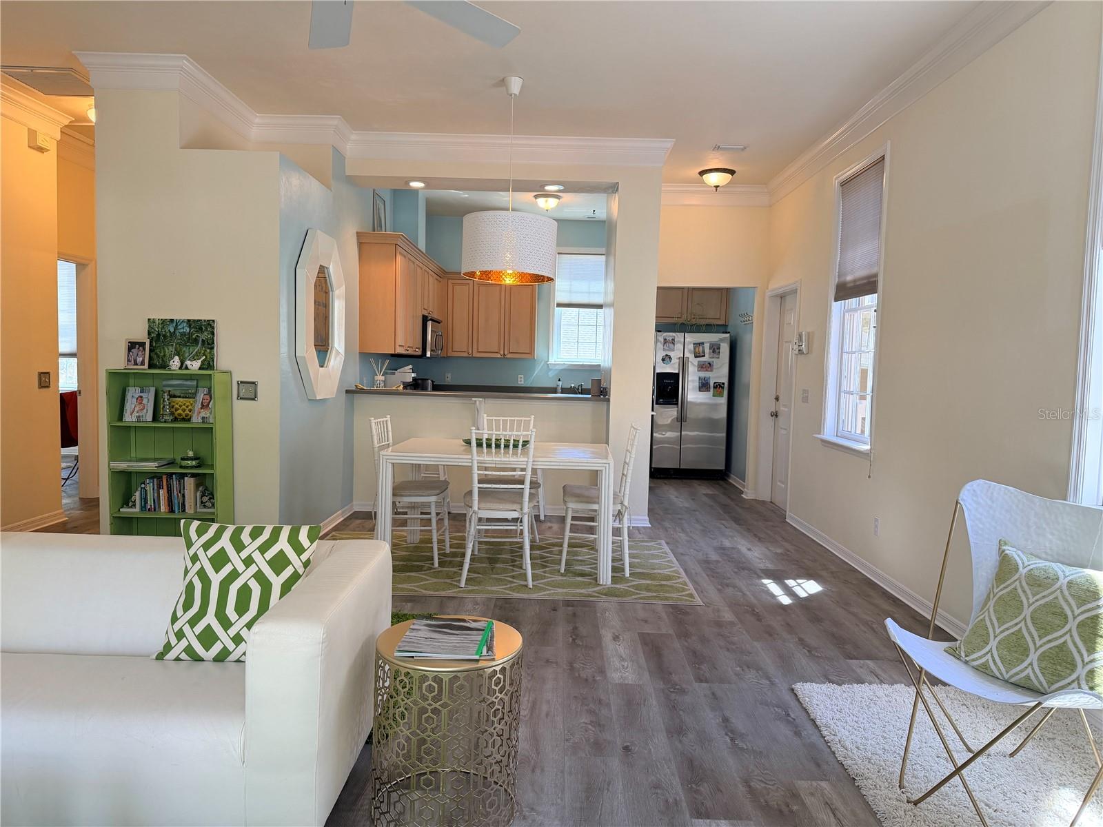 HP/VILLAGE CENTER 29 - Residential Lease