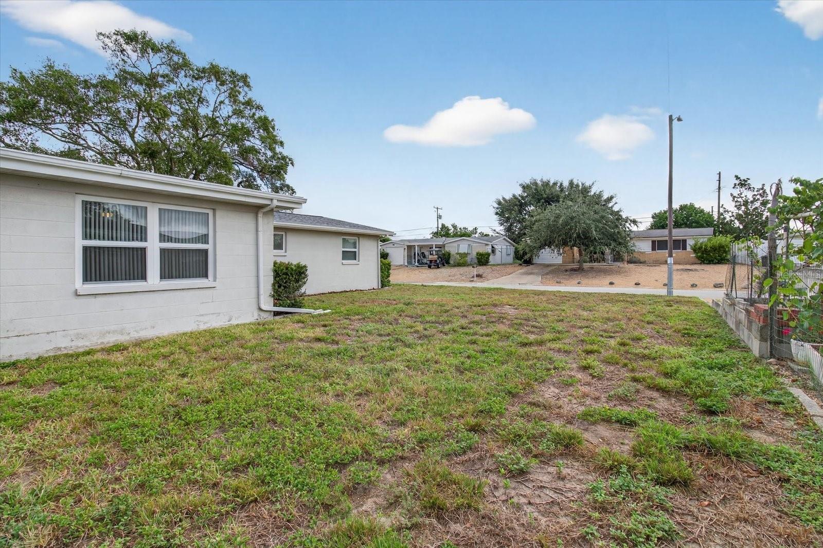 CREST RIDGE GARDENS - Residential