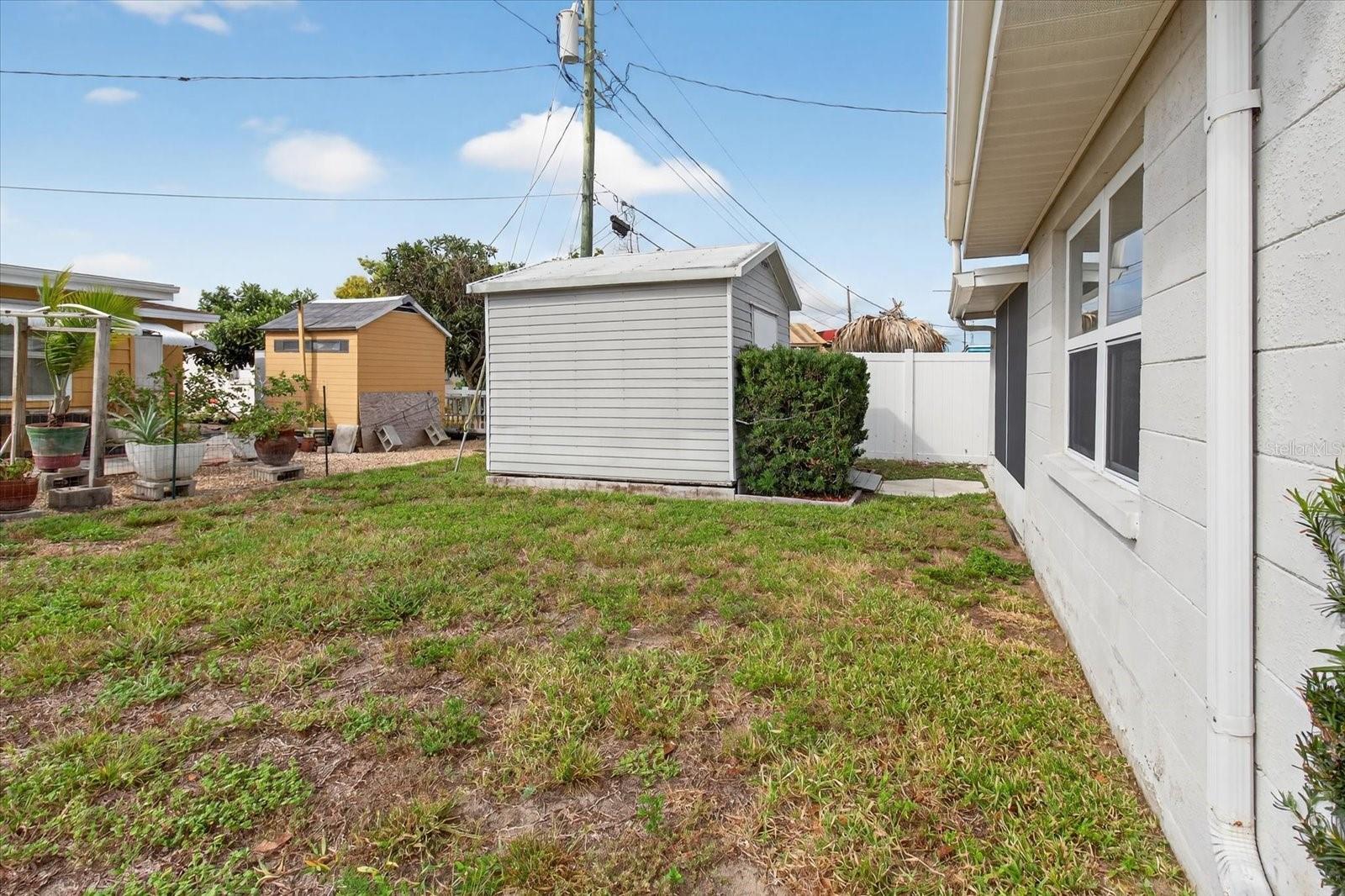 CREST RIDGE GARDENS - Residential