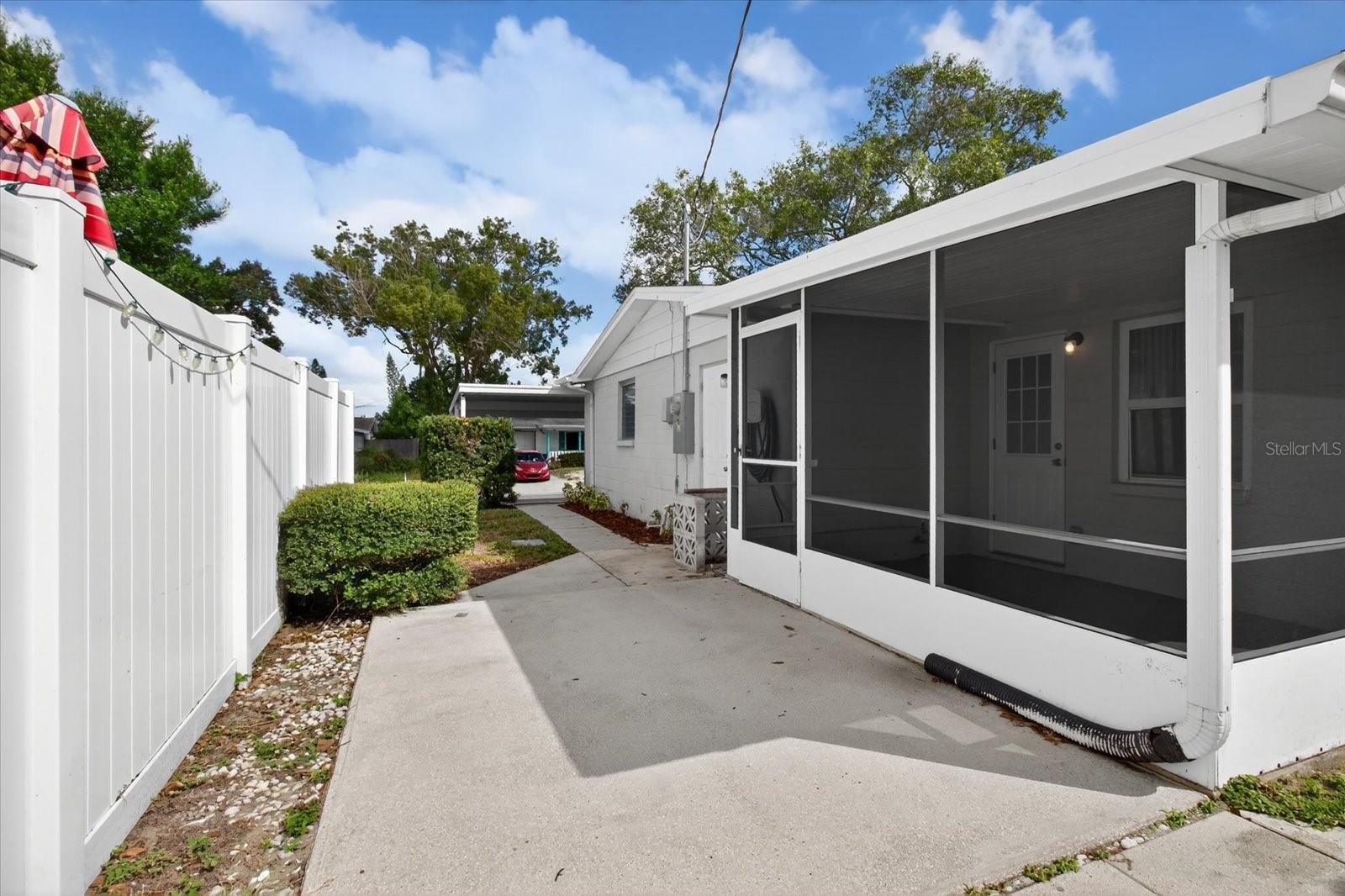 CREST RIDGE GARDENS - Residential