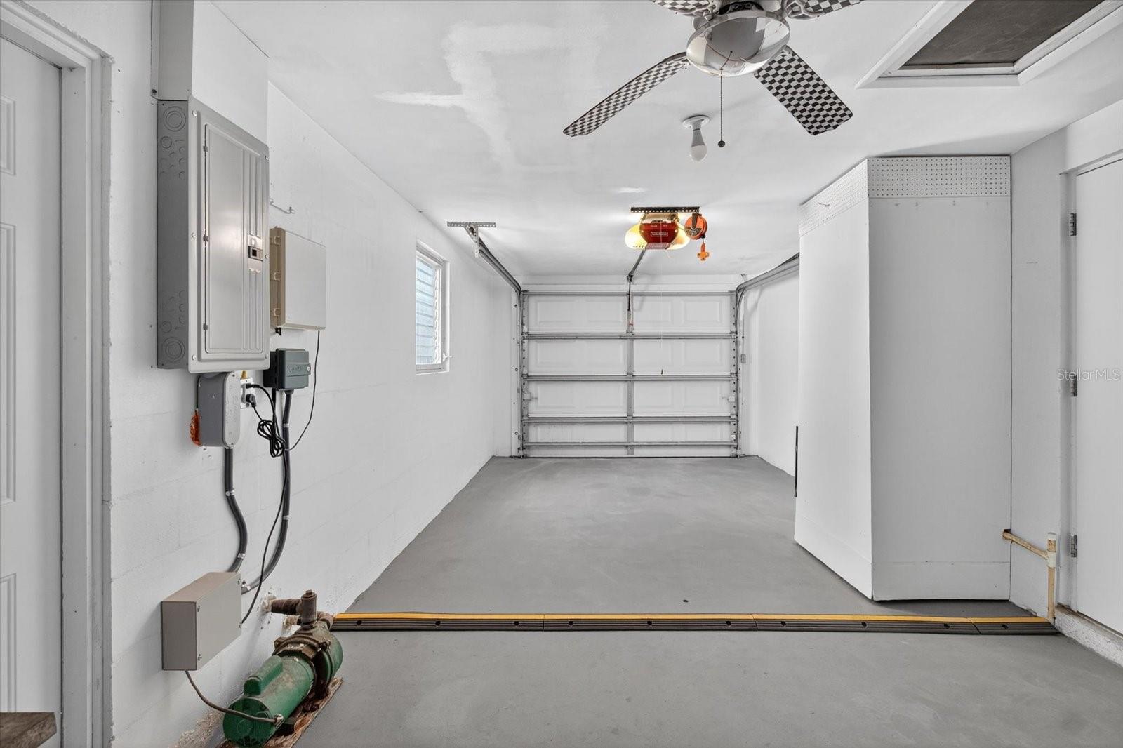 CREST RIDGE GARDENS - Residential