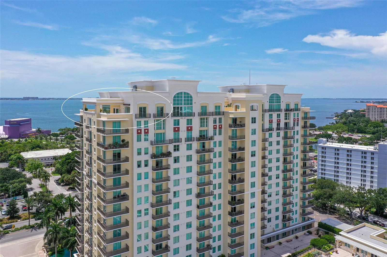 800 N TAMIAMI TRAIL 1817