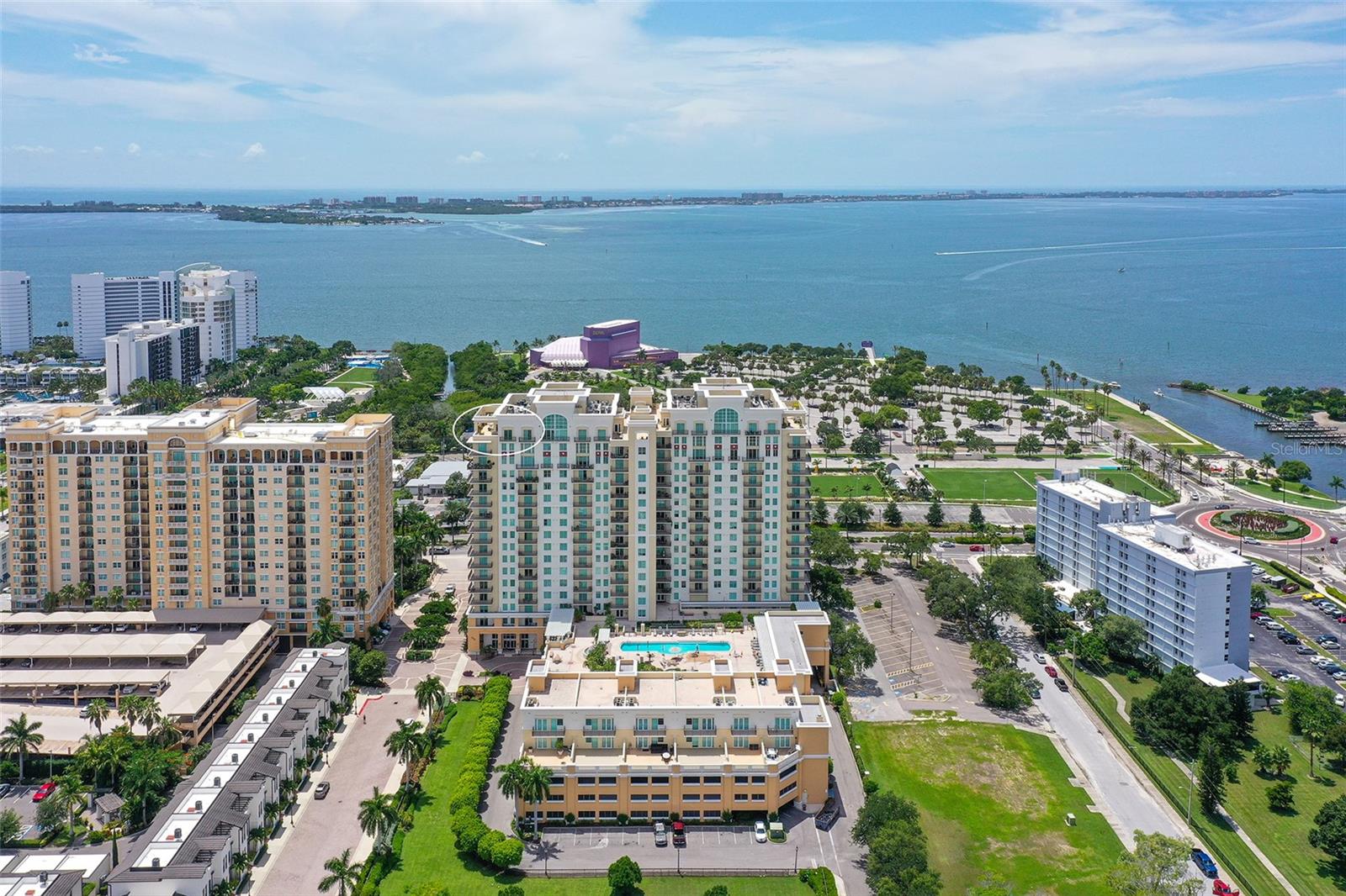 800 N TAMIAMI TRAIL 1817