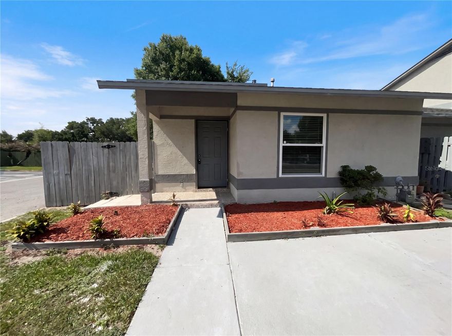 Check out 1015 Westside Dr, a residence recently improved with a new roof and fresh interior paint, enhancing its overall appeal. The kitchen is fully equipped with all stainless steel appliances, providing a modern and functional cooking space. Further updates include partial flooring replacement, contributing to a cohesive and refreshed interior. This thoughtfully updated residence is a must-see for a fresh start. Included 100-Day Home Warranty with buyer activation