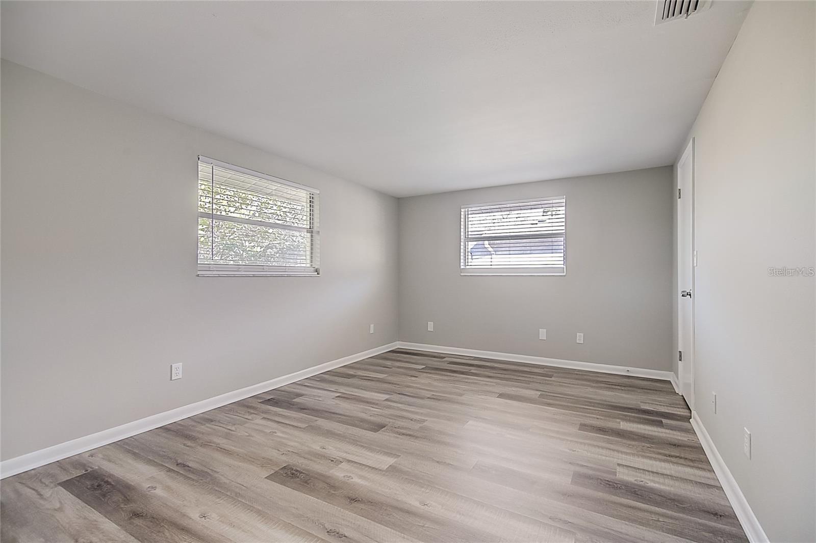 EMBASSY HILLS - Residential
