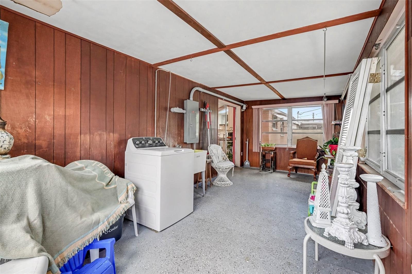 HOLIDAY LAKE ESTATES - Residential