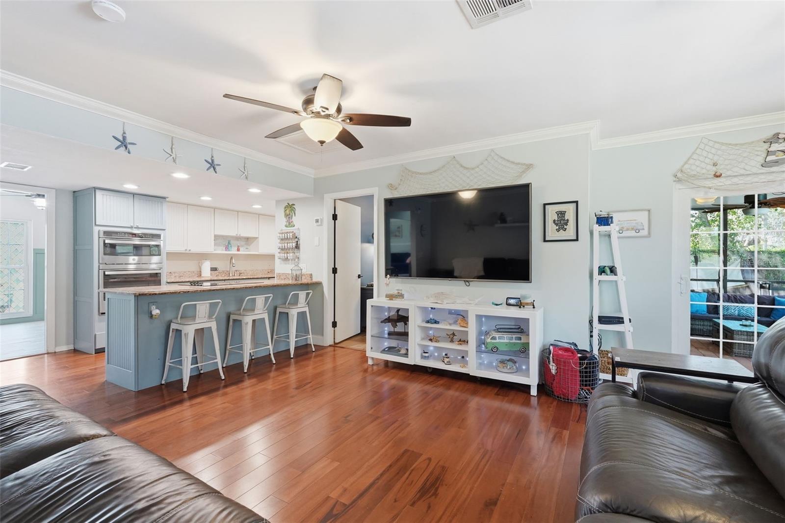 OAK MONT UNIT 10 - Residential