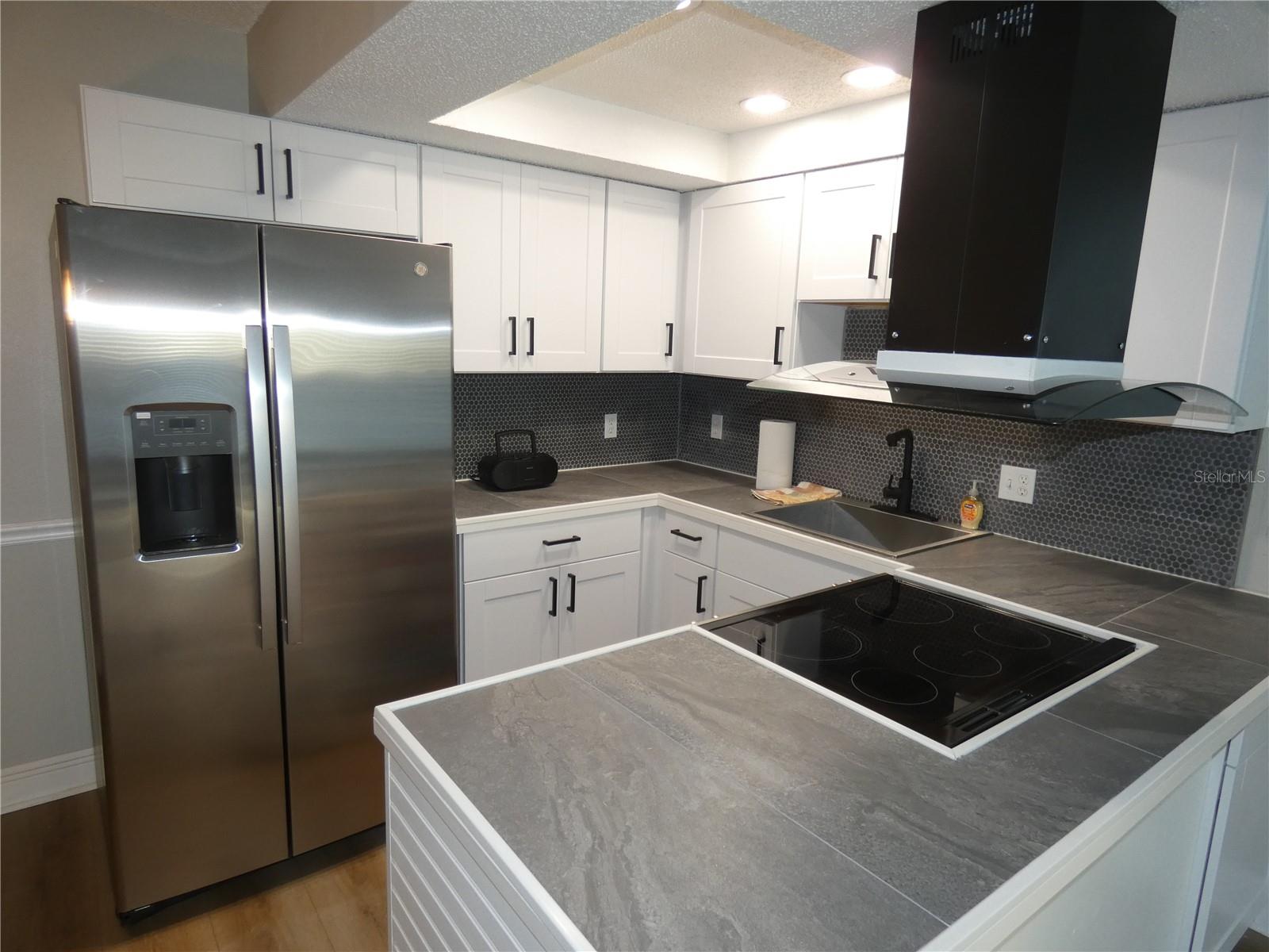 TAHITIAN GARDENS CONDO - Residential