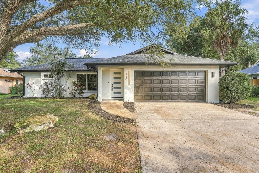 Photo of 3405 46th Street W, Bradenton, FL 34209 (MLS # TB8559575)