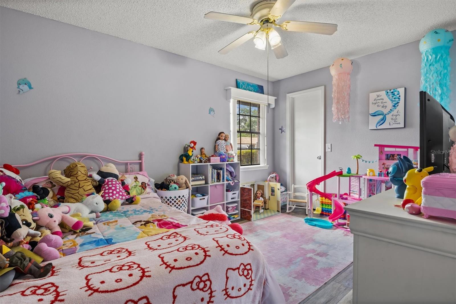 SUNNY GLEN PH 02 - Residential