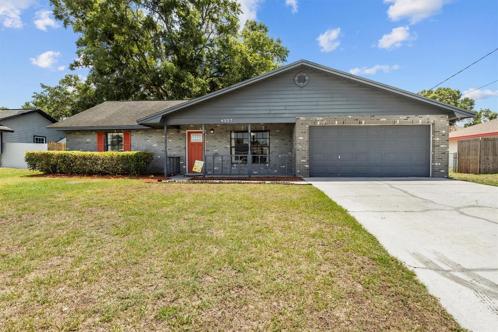SUNNY GLEN PH 02 - Residential