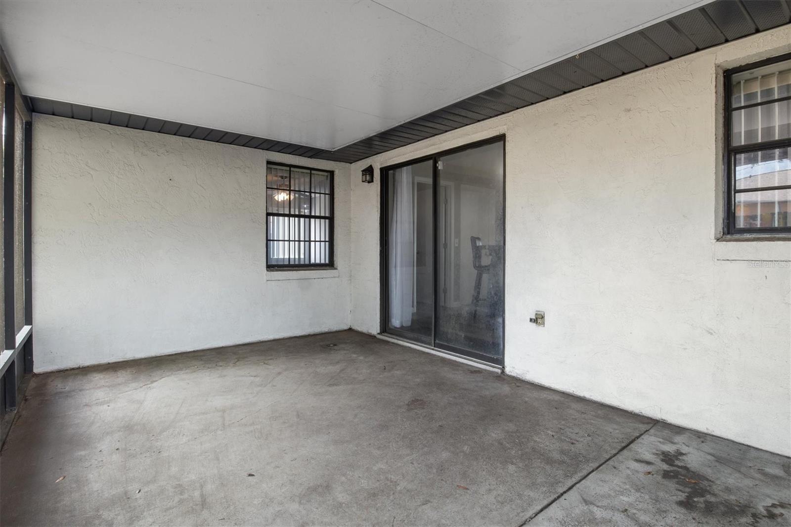 SUNNY GLEN PH 02 - Residential
