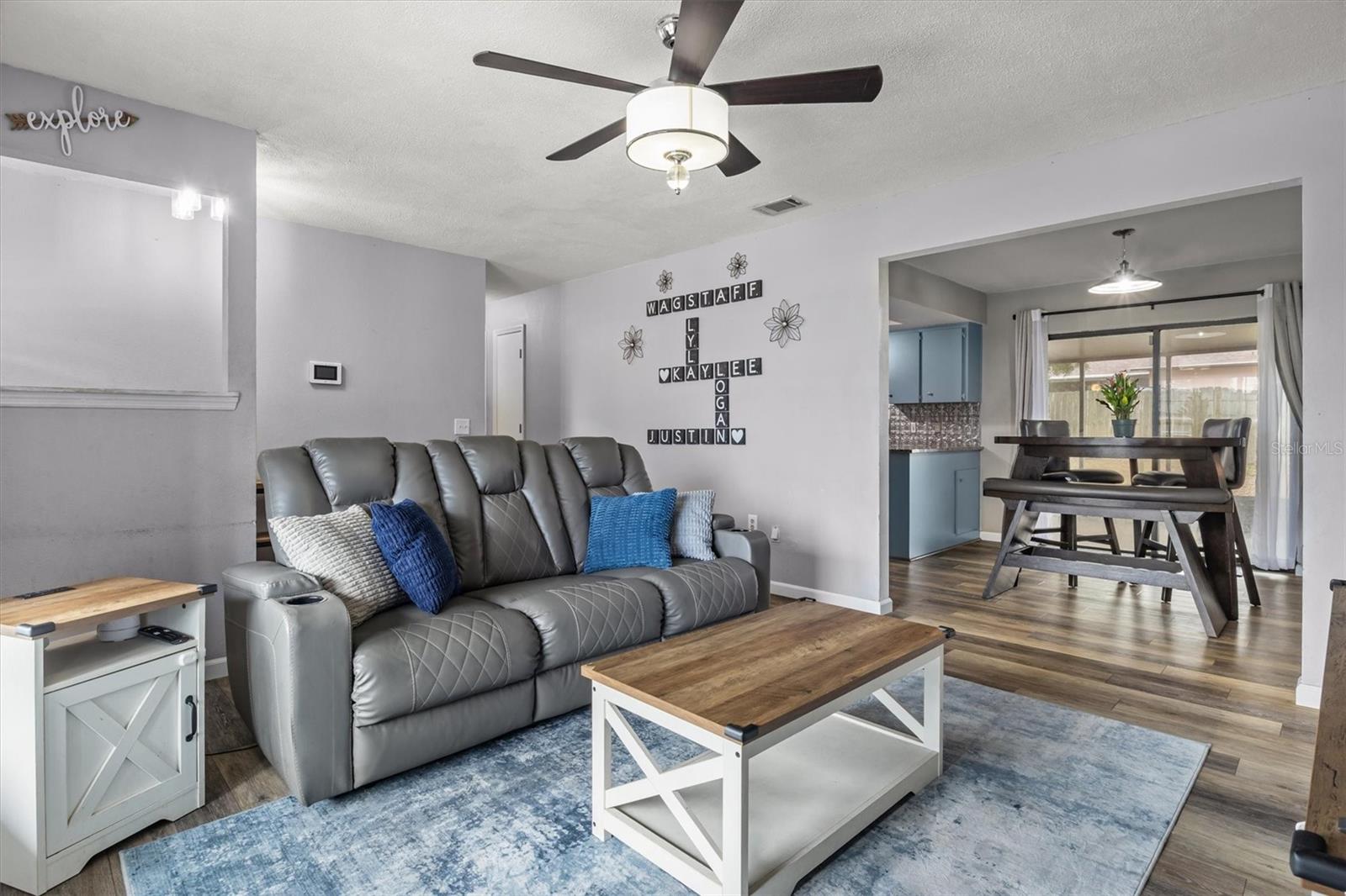SUNNY GLEN PH 02 - Residential