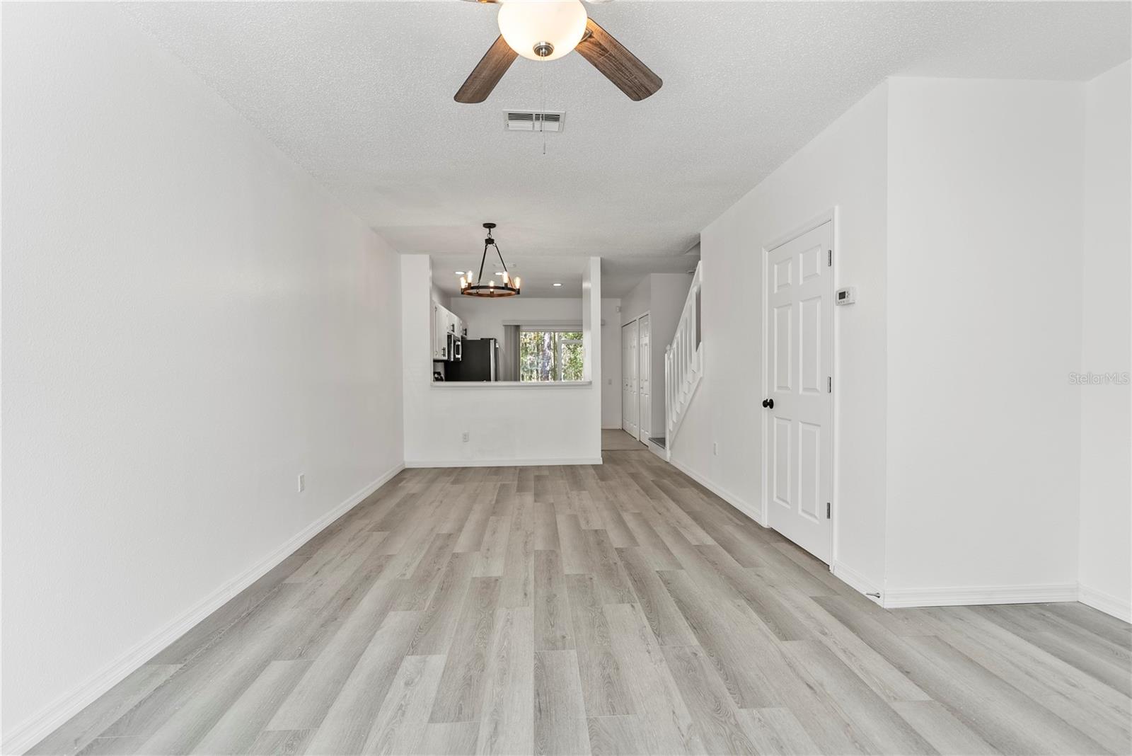 HUNTERS KEY TWNHMS AT NORT - Residential Lease