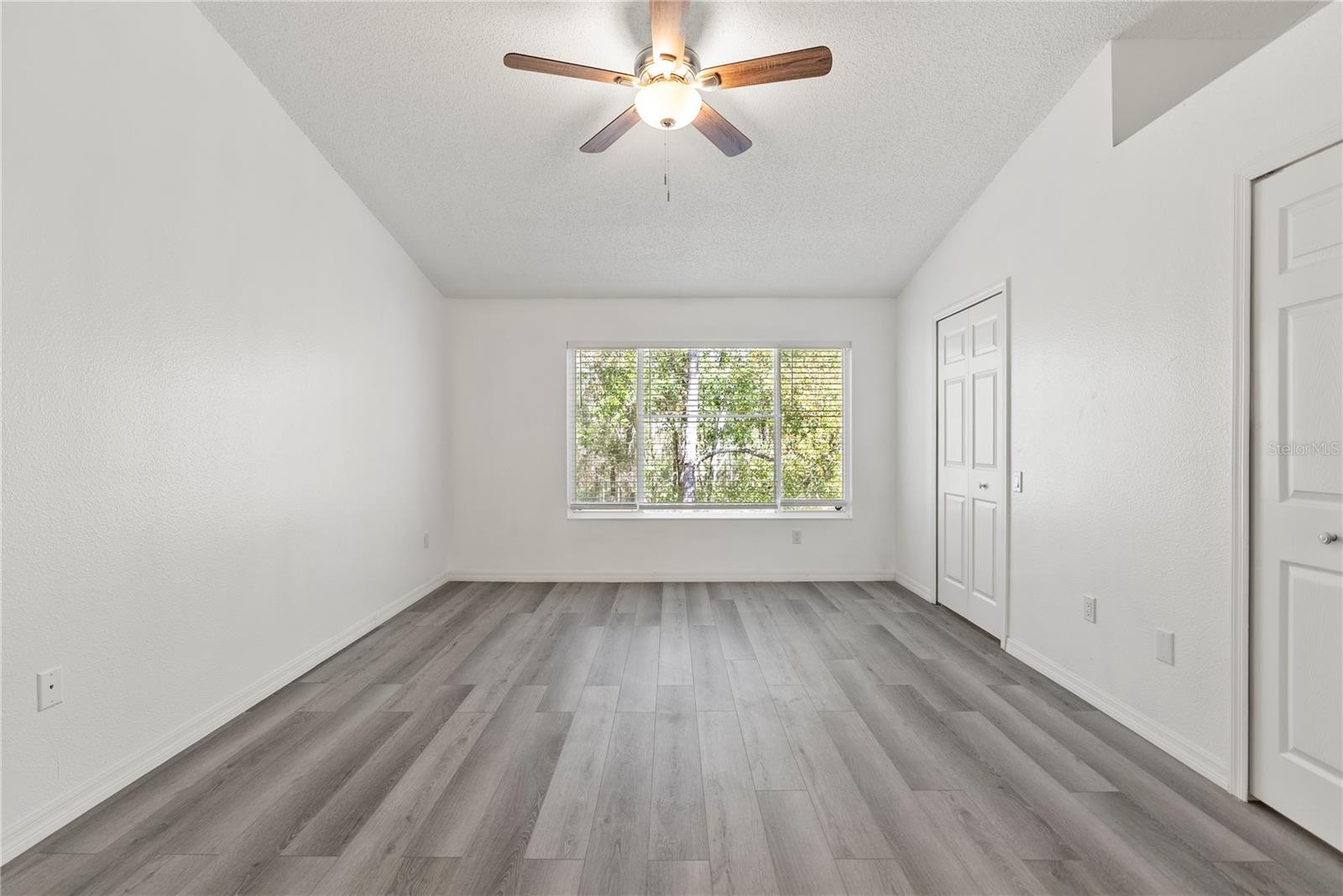 HUNTERS KEY TWNHMS AT NORT - Residential Lease