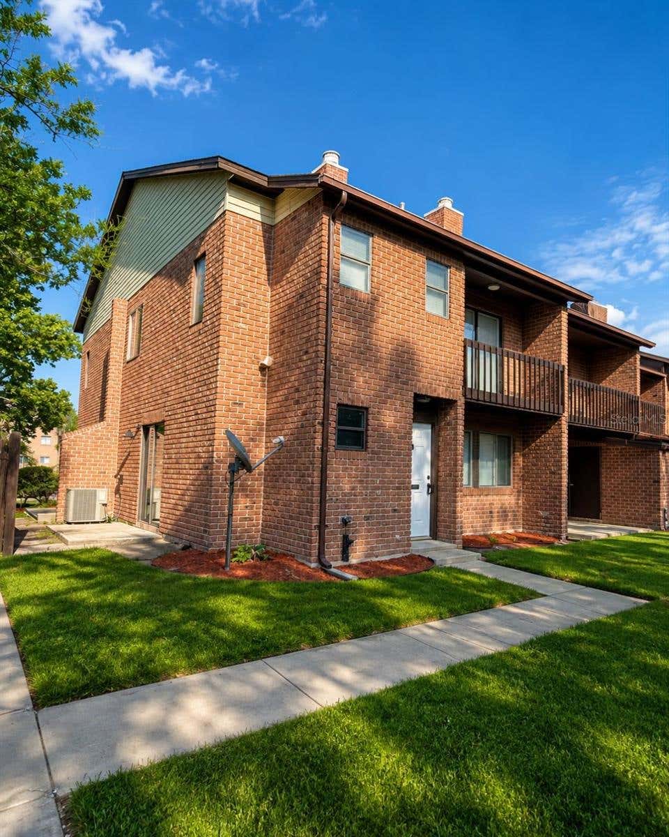 Photo of 5032 Downing Street #10, Orlando, FL 32839 (MLS # O6429932)