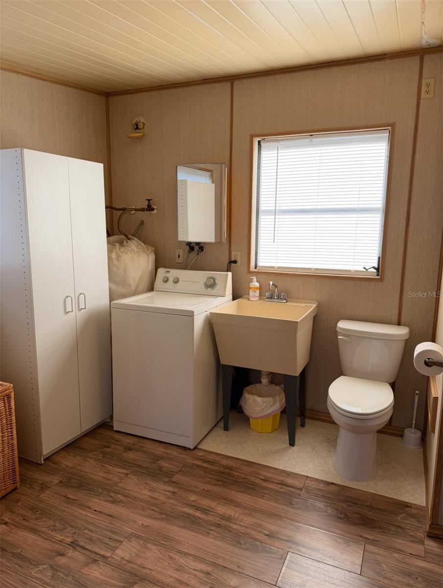 CAMP A WYLE RV RESORT - Residential