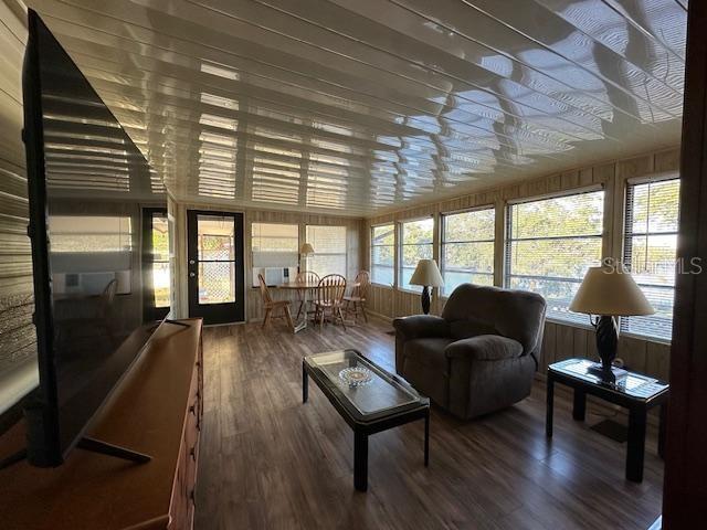 CAMP A WYLE RV RESORT - Residential