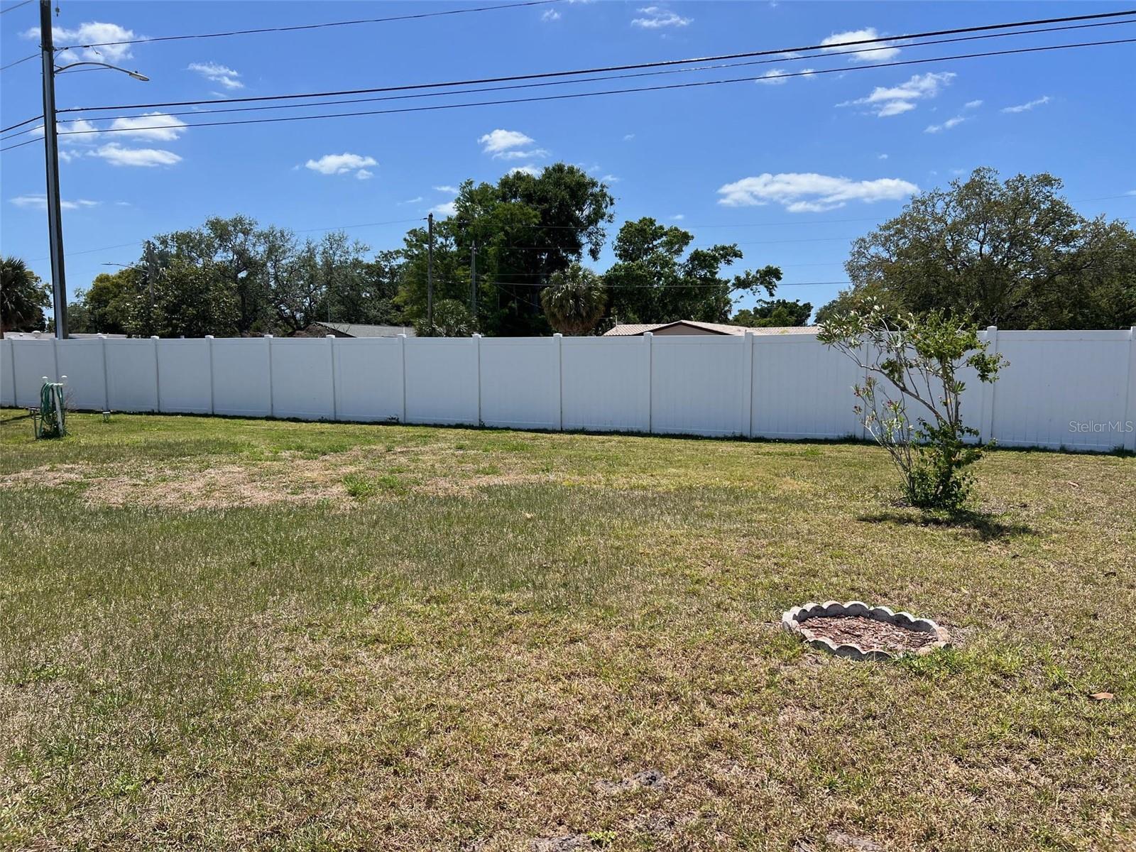 112 PINDO PALM STREET W