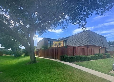 Photo of 18 Cedar Dunes Drive, New Smyrna Beach, FL 32169 (MLS # NS1088675)