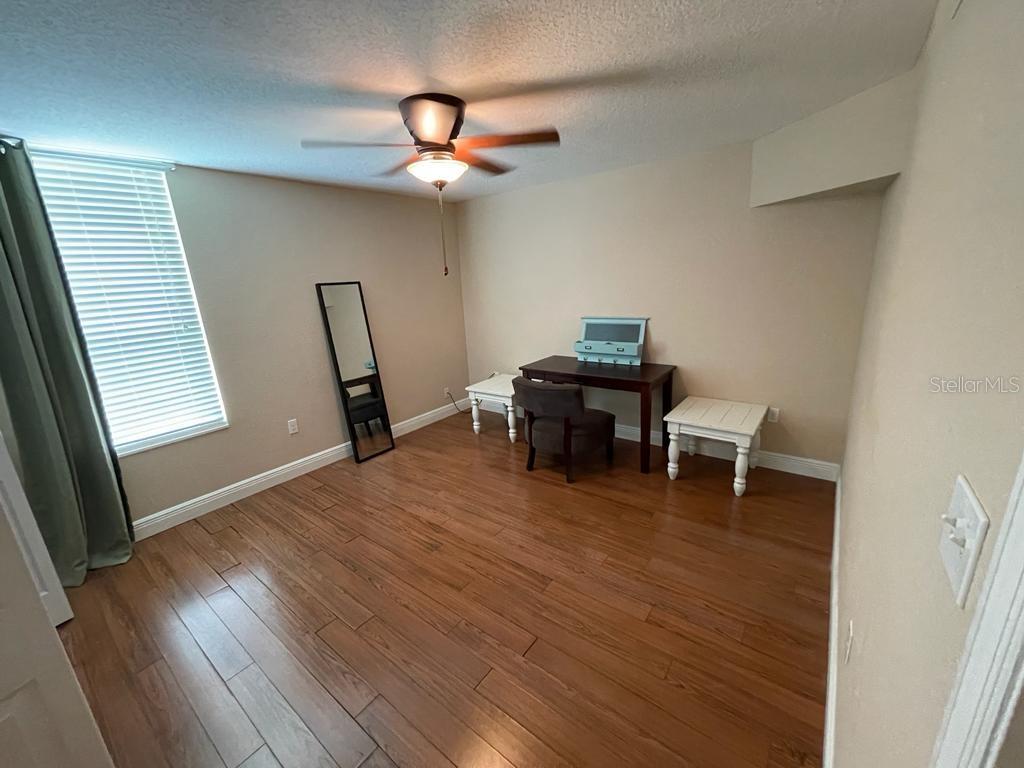 ROYAL ARMS CONDO - Residential Lease