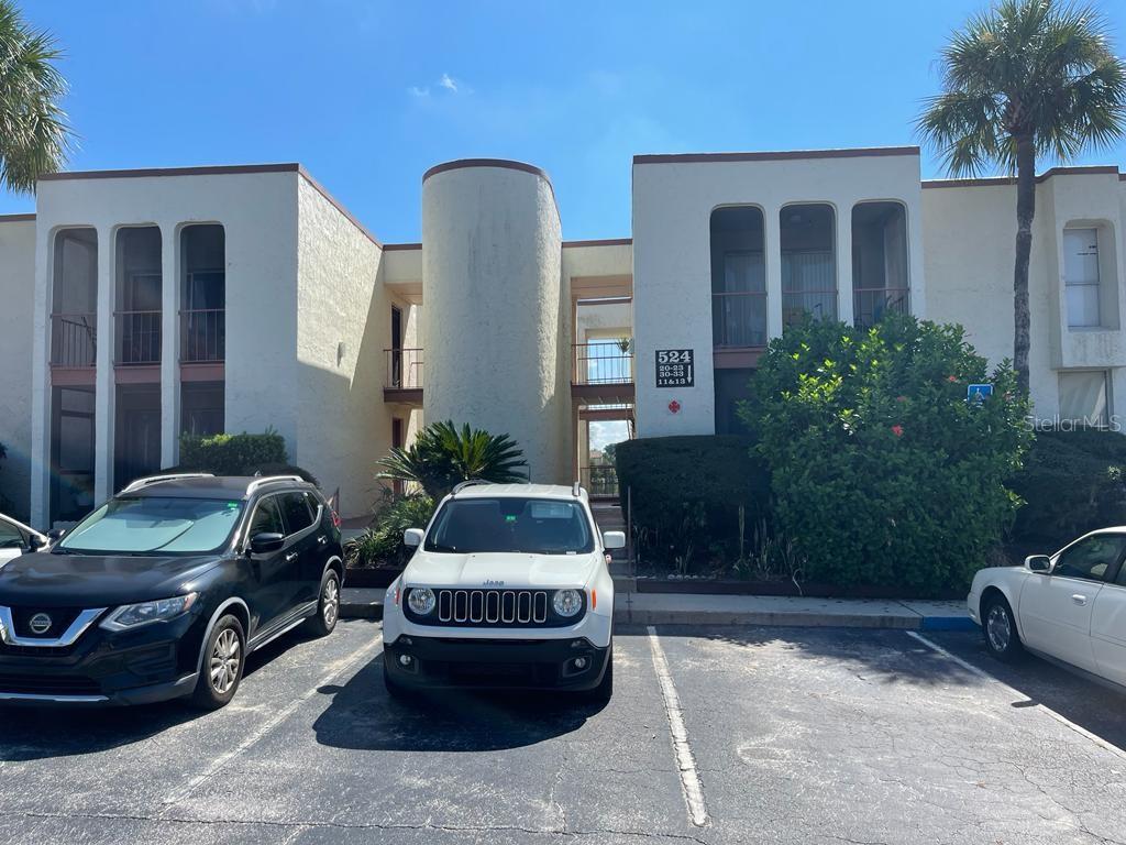 ROYAL ARMS CONDO - Residential Lease