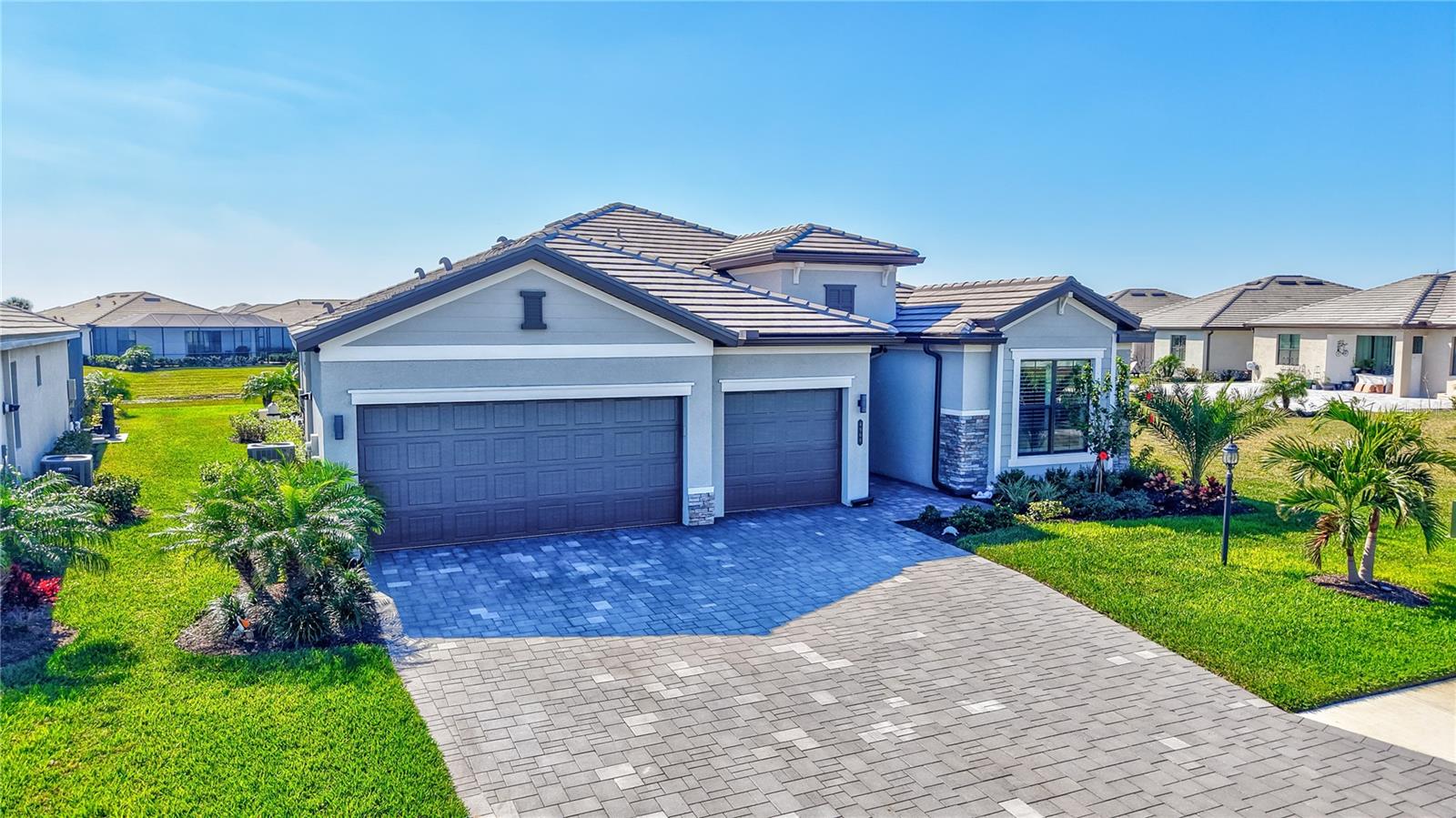 4968 SEAFOAM TRAIL