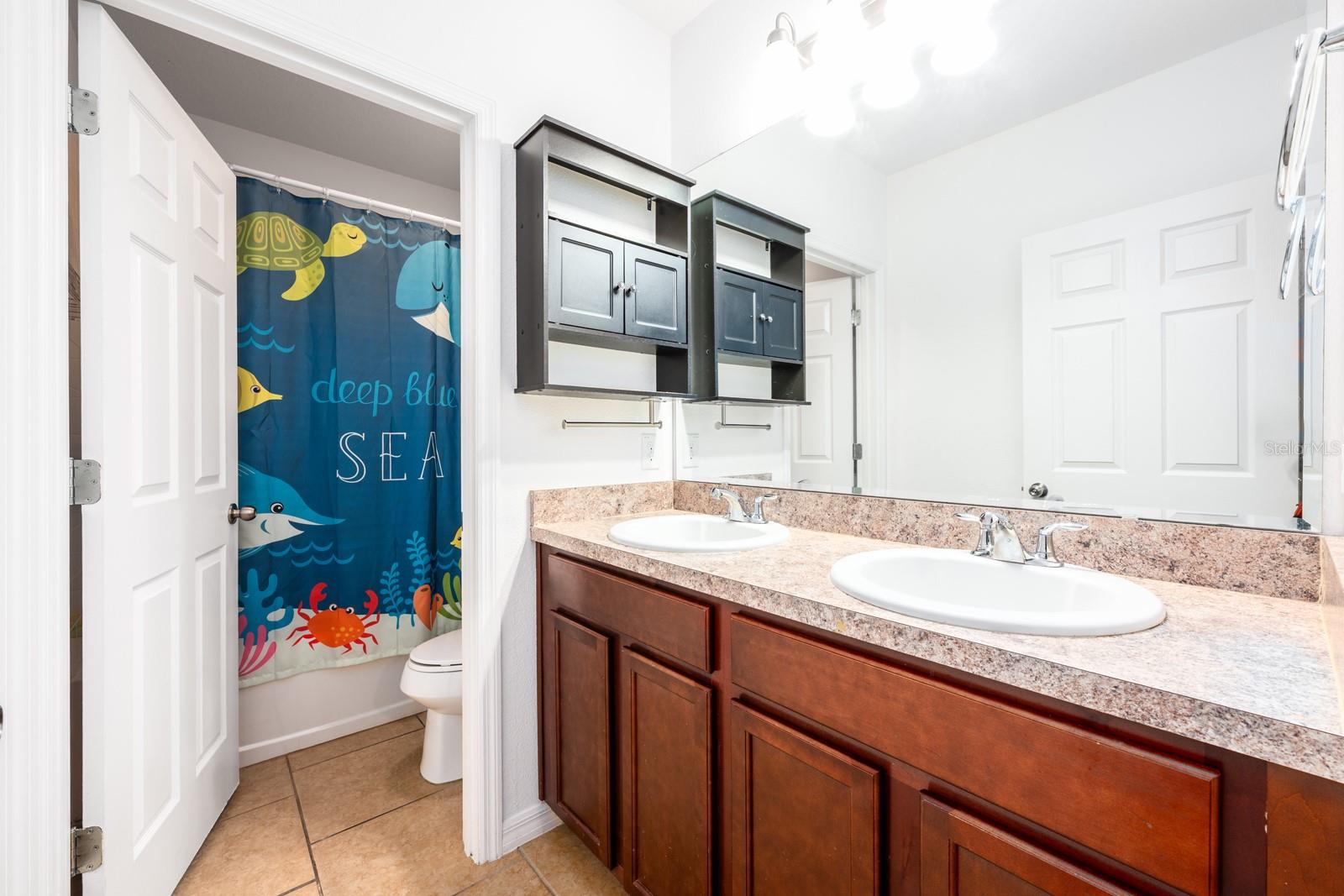 GROVELAND PRESERVE AT SUNRISE PH 01 - Residential