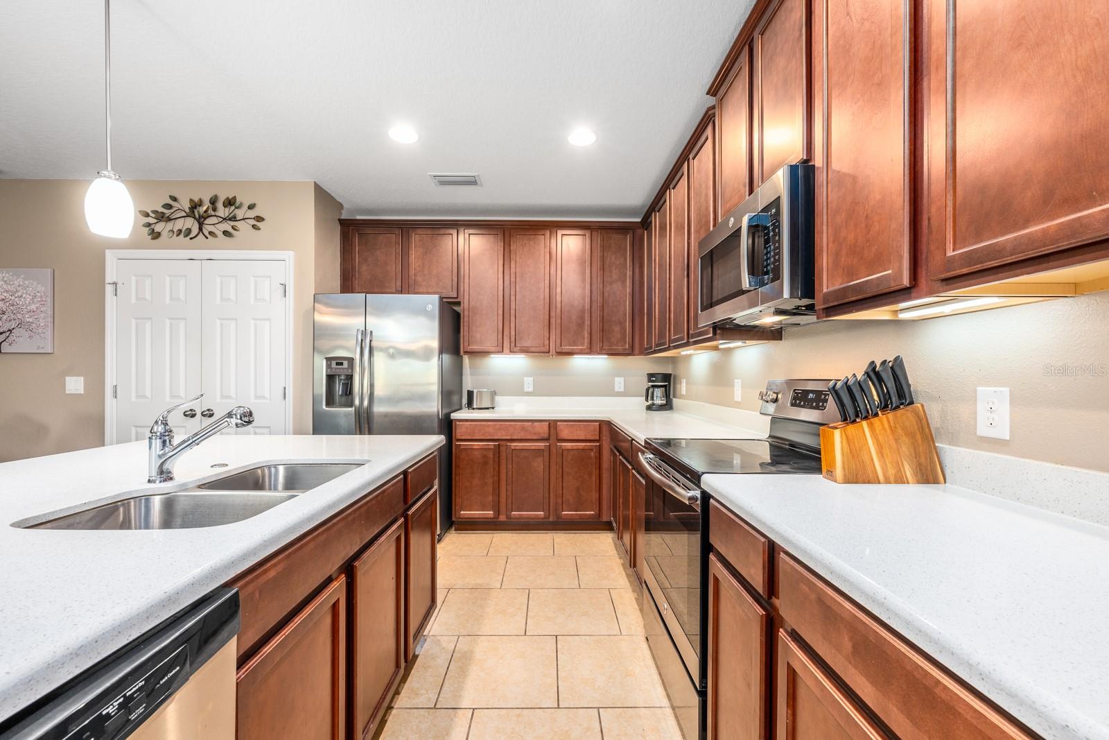 404 IRONSIDE TRAIL DRIVE