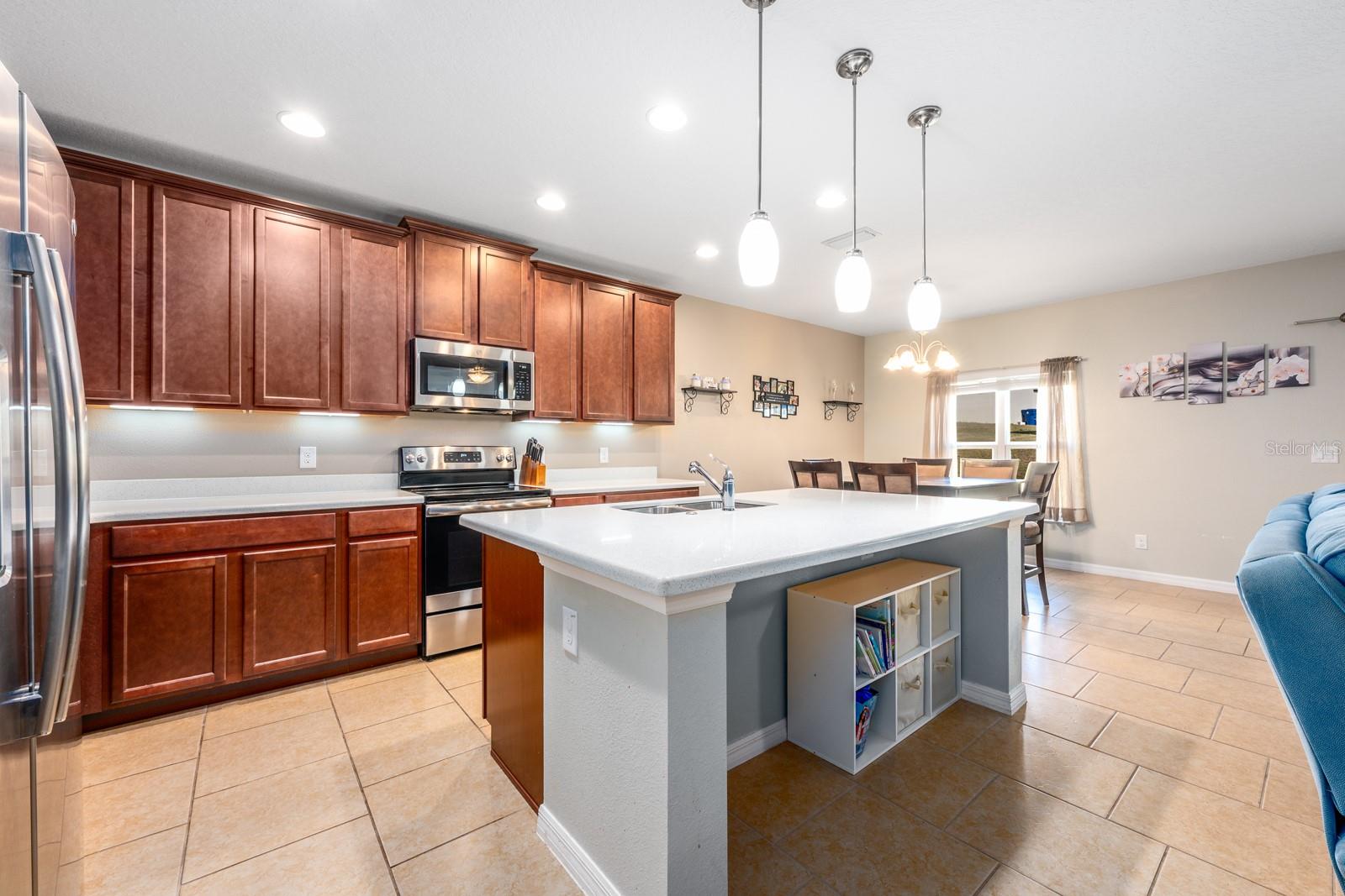 GROVELAND PRESERVE AT SUNRISE PH 01 - Residential