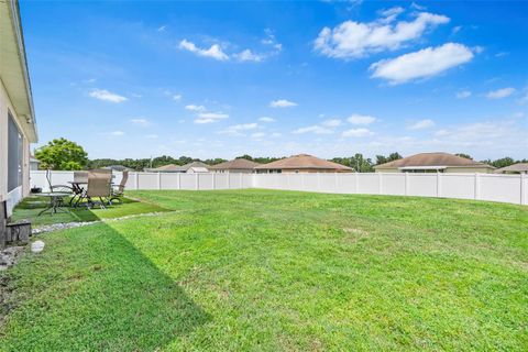 A home in LAKELAND