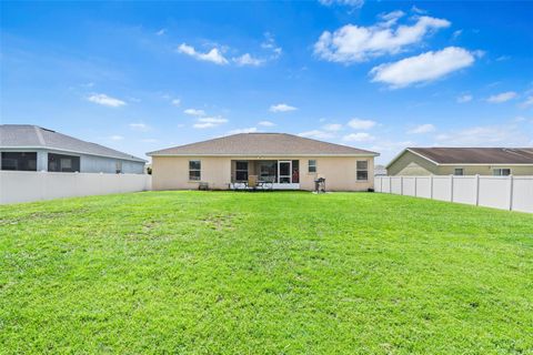 A home in LAKELAND